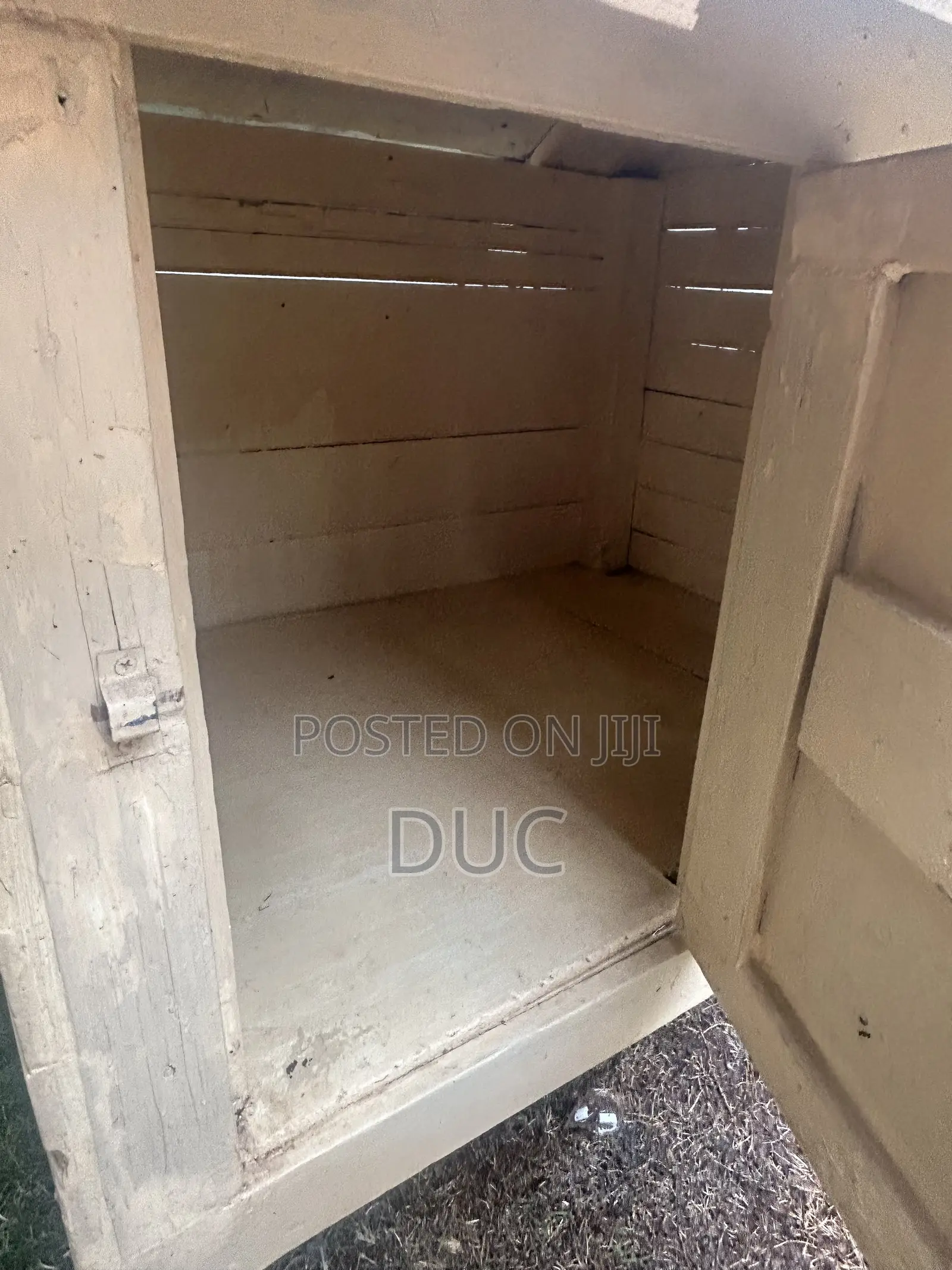 Wooden Dog Kennel