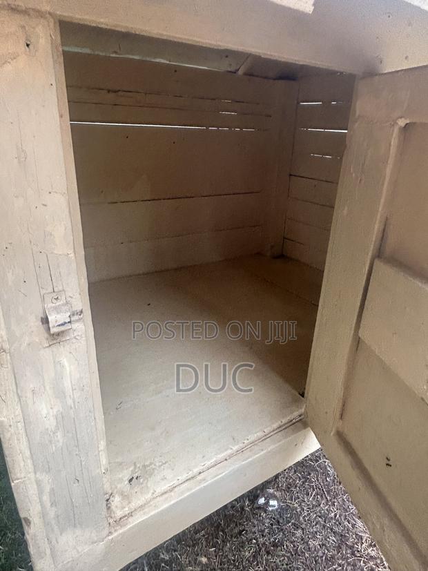 Wooden Dog Kennel - thumbnail 2