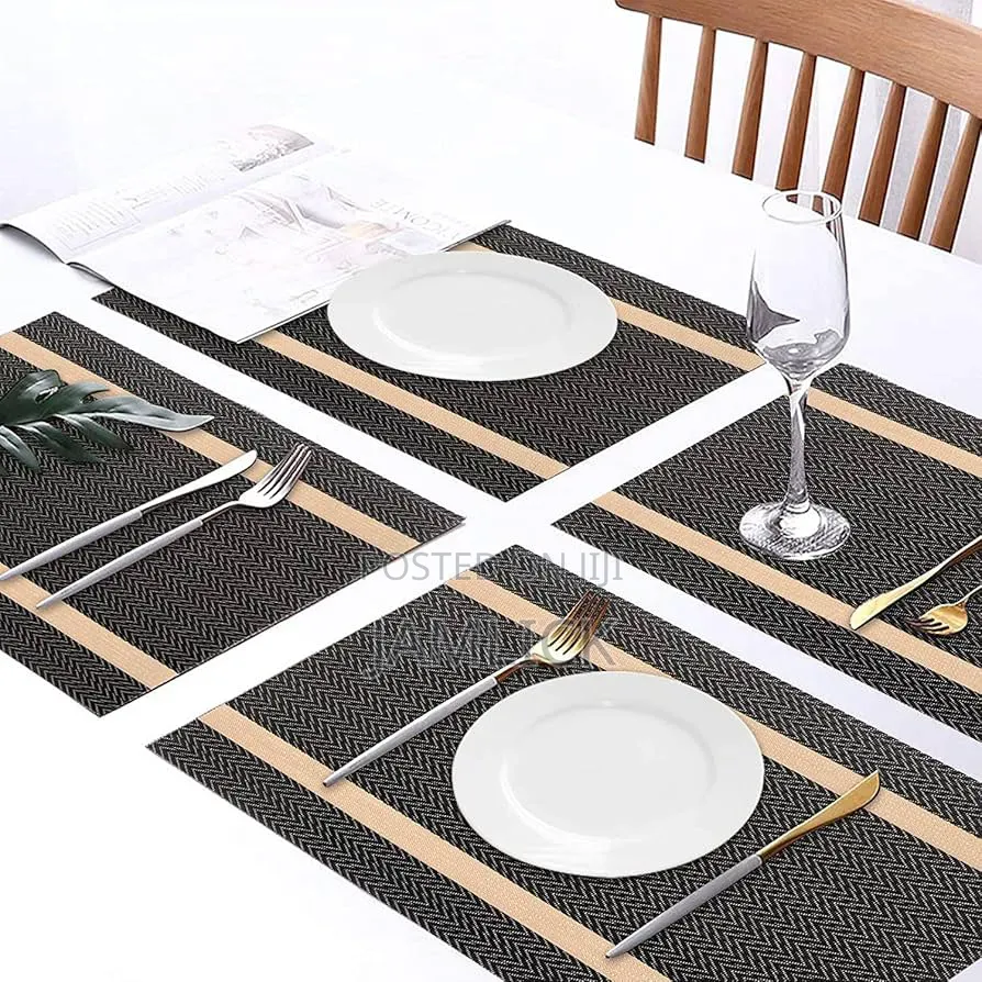 1 Table Runner Set + 6 Table Mats - Bb