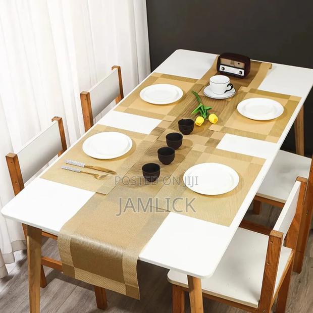 1 Table Runner Set + 6 Table Mats - Bb - thumbnail 10