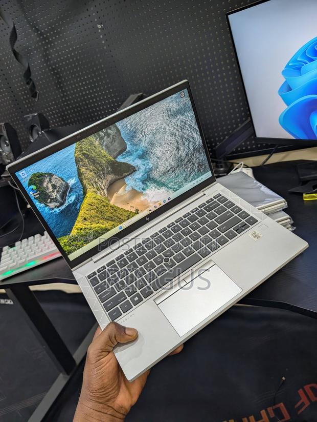 Laptop HP EliteBook 840 G7 8GB Intel SSD 256GB