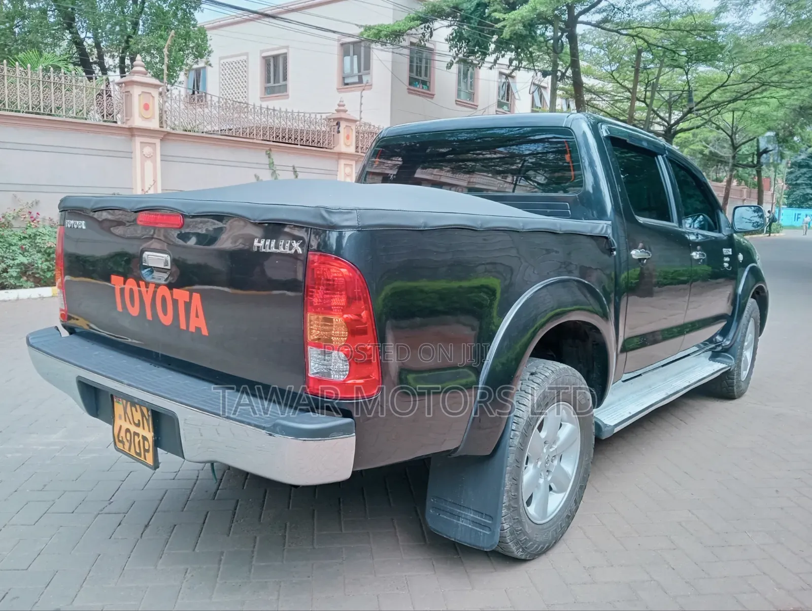 Toyota Hilux 2010 Black
