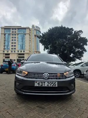 Volkswagen Golf SportWagen 2018 Gray