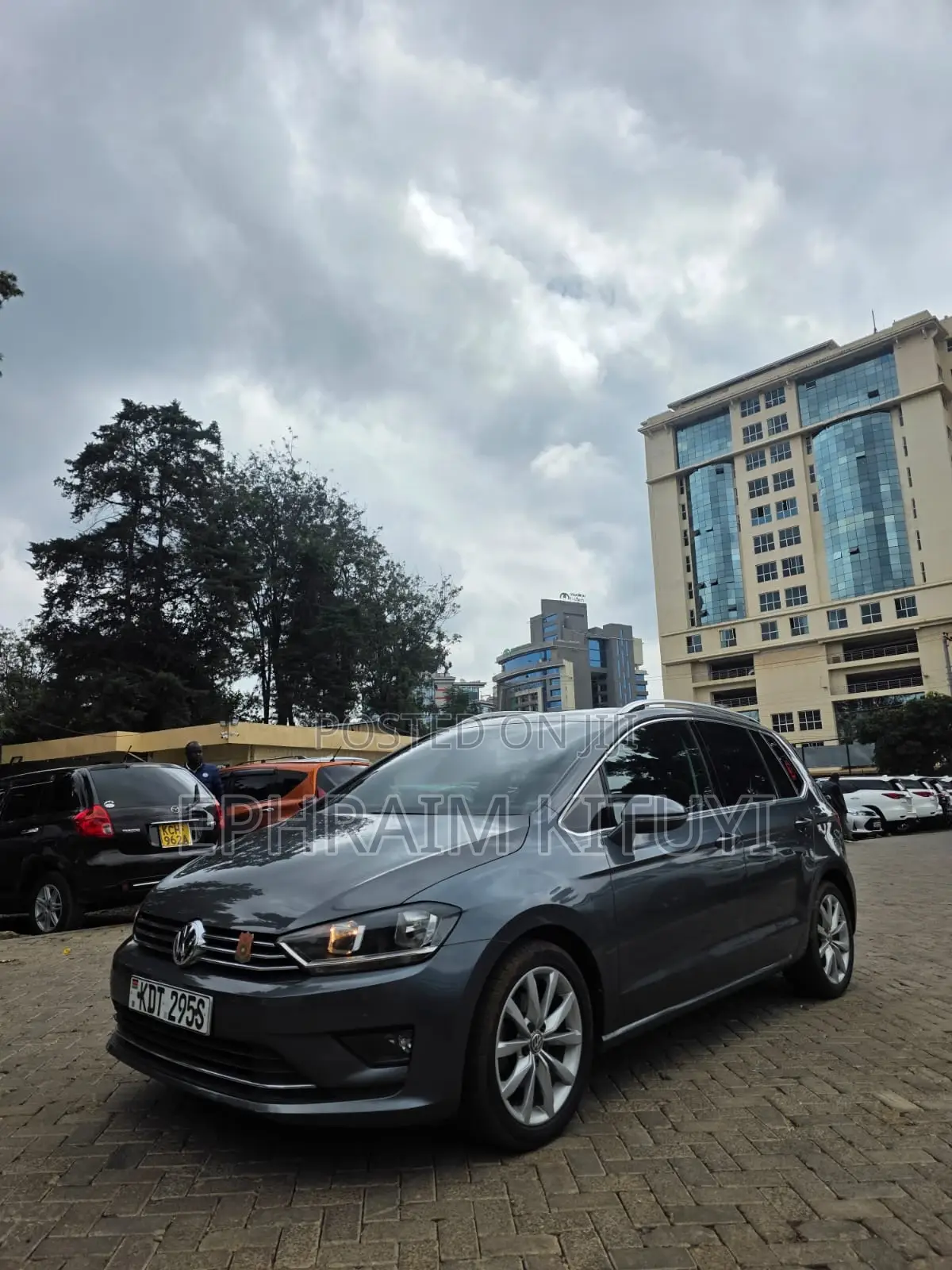 Volkswagen Golf SportWagen 2018 Gray