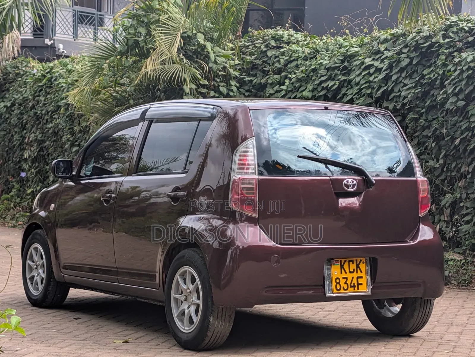 Toyota Passo 2009 Brown