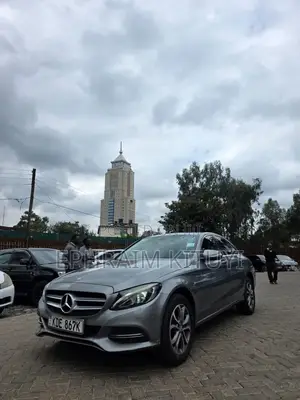 Mercedes-Benz C200 2015 Gray