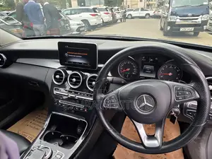 Mercedes-Benz C200 2015 Gray