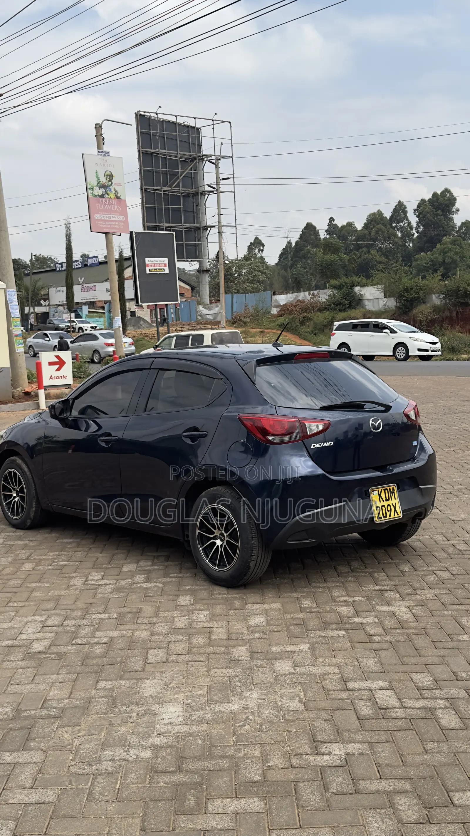 Mazda Demio 2016 Blue