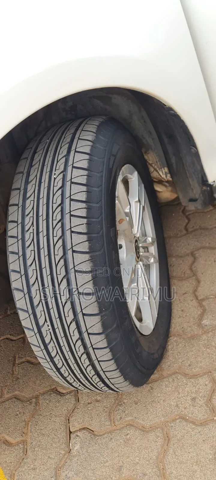 Toyota Vitz 2012 Pearl