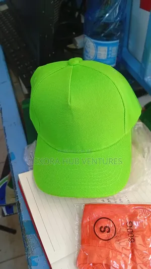 Plain Caps