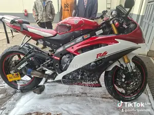Yamaha R6 2014 Red