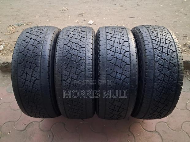 235/65r17 Pirelli - thumbnail 3