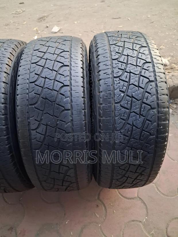 235/65r17 Pirelli - thumbnail 4