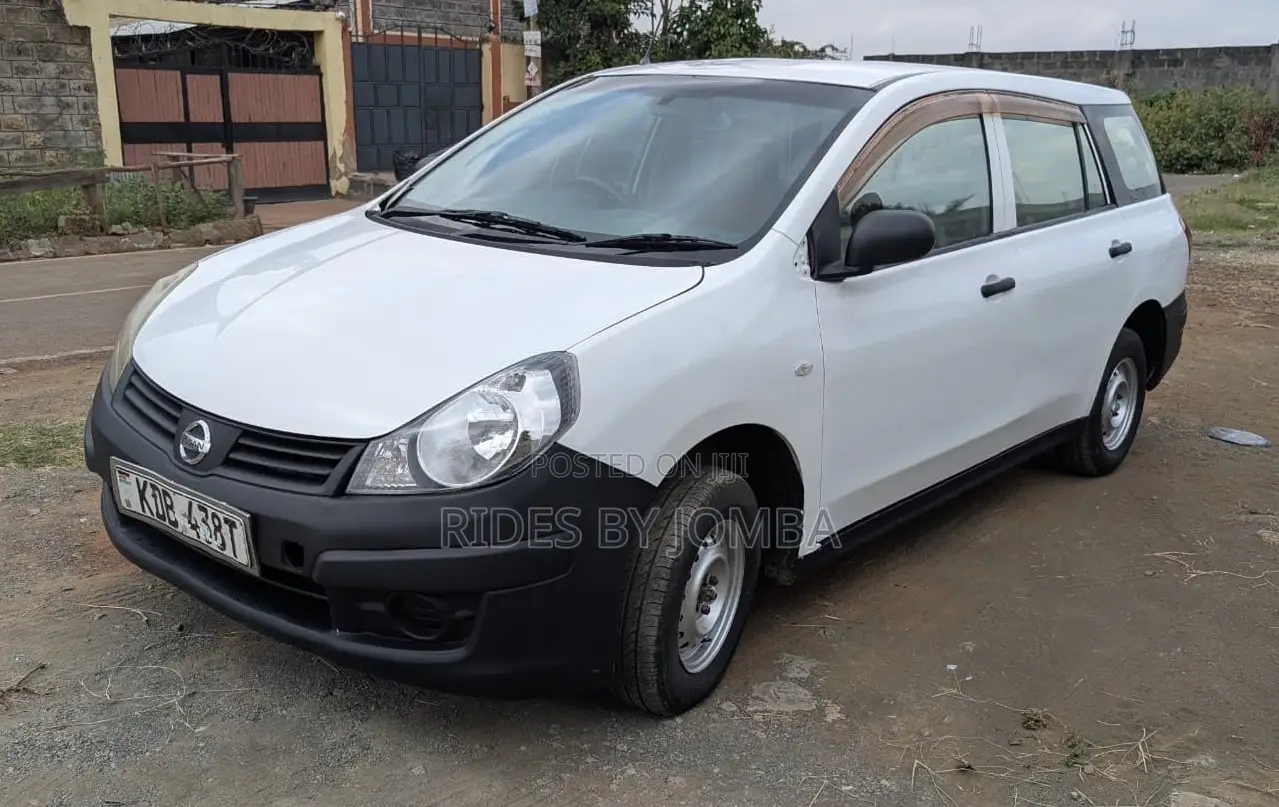 Nissan Advan 2014 White