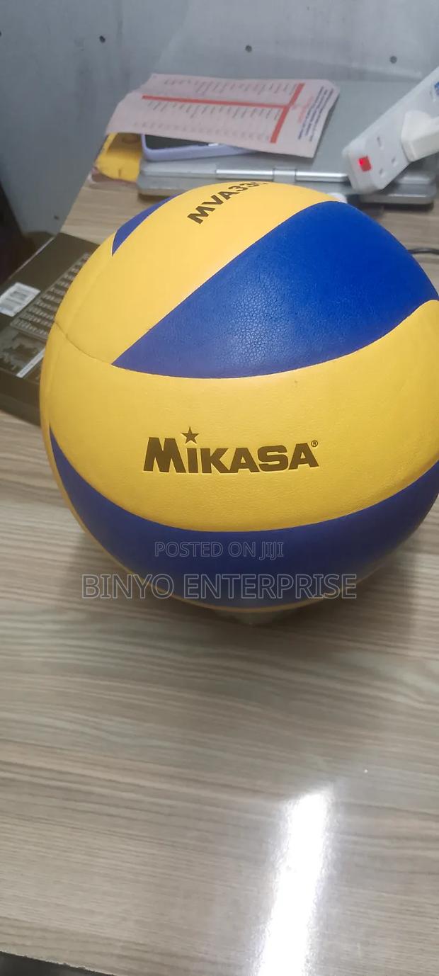 Mikasa Mv330 Volleyball - main view