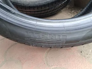 285/35r22 Pirelli