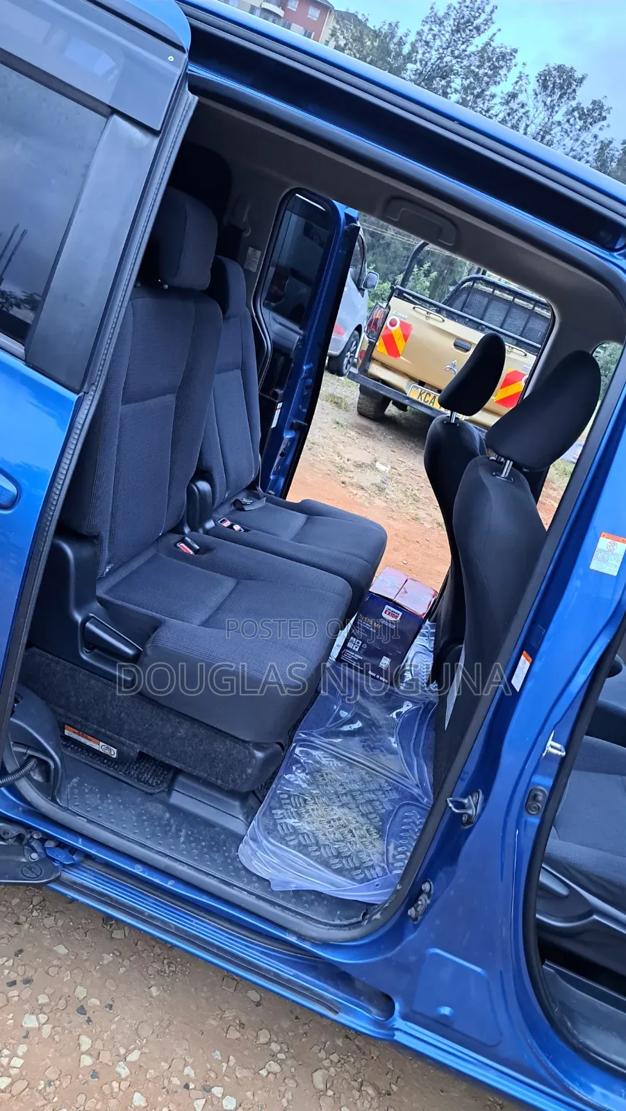 Toyota Sienta 2015 Blue