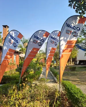 Teardrop Banners