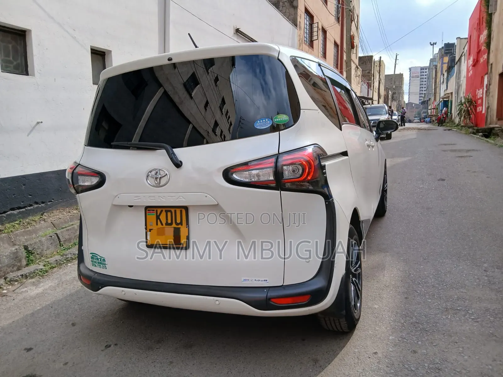 Toyota Sienta 2020 White