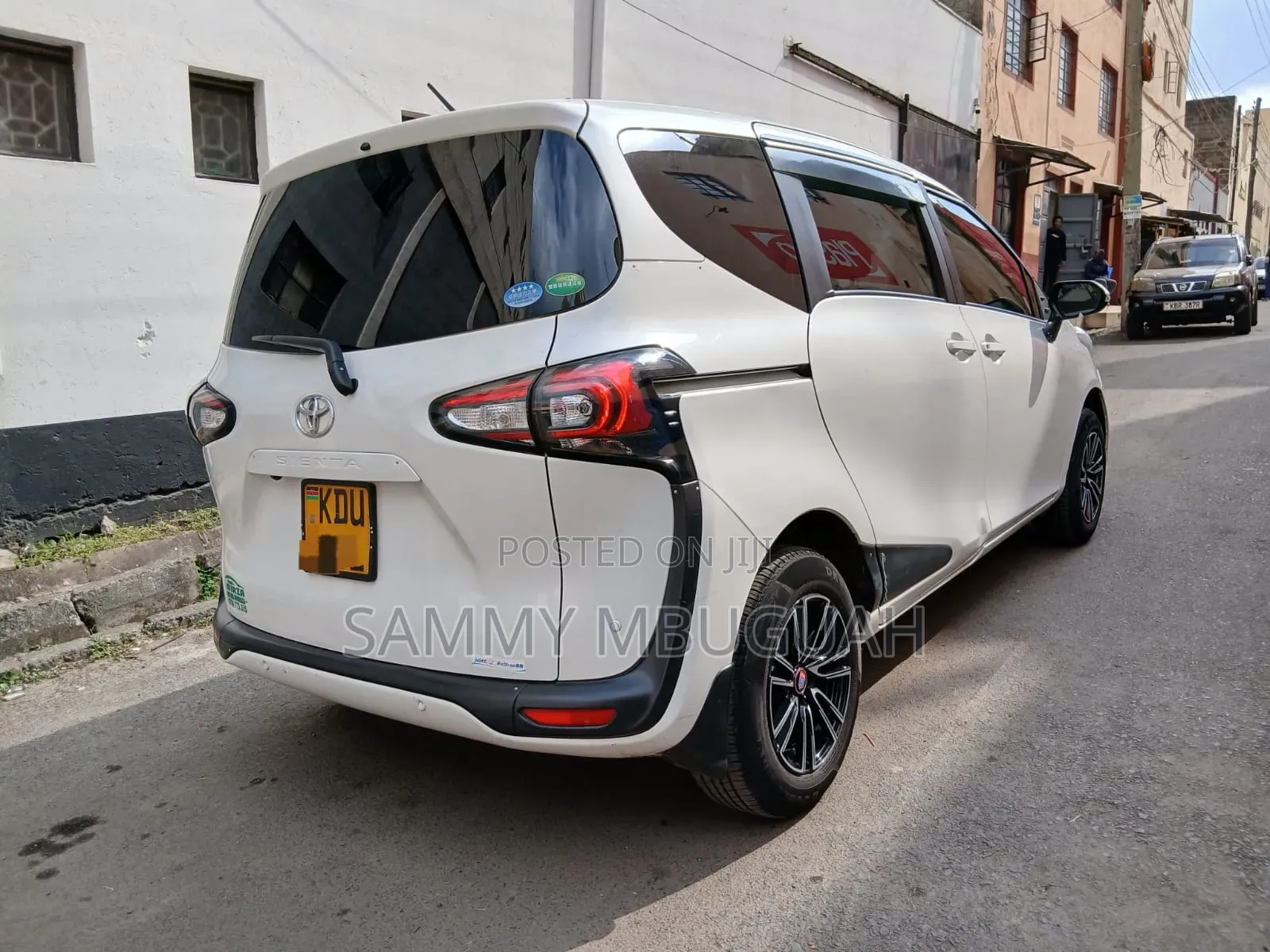 Toyota Sienta 2020 White