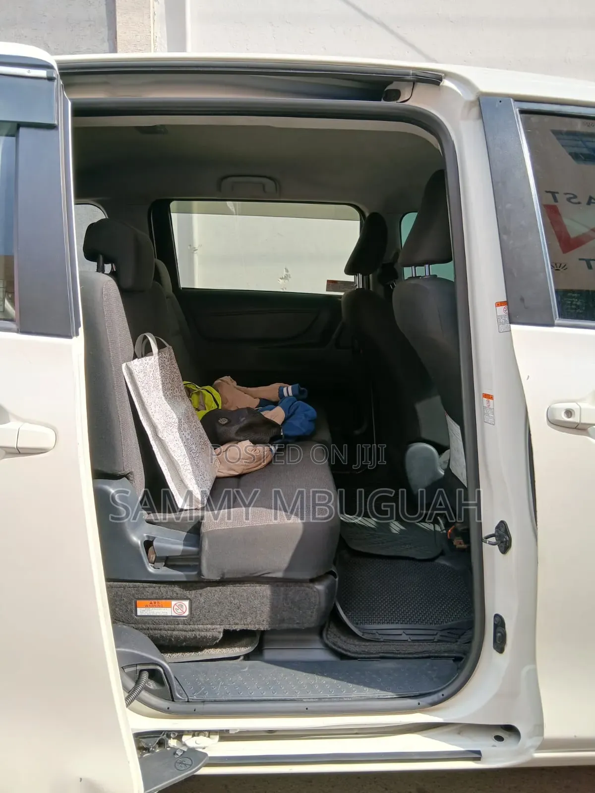 Toyota Sienta 2020 White