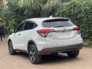 Honda Vezel 1.5 2WD 2019 White