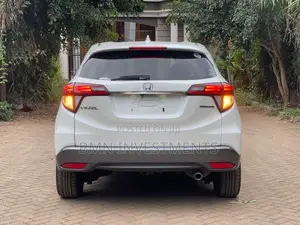 Honda Vezel 1.5 2WD 2019 White