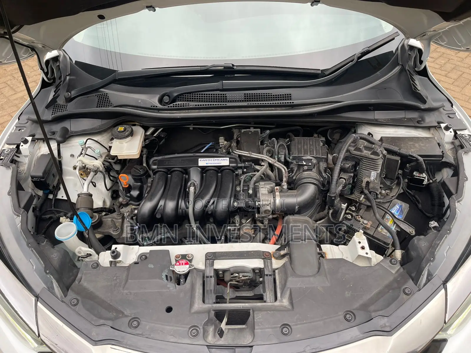 Honda Vezel 1.5 2WD 2019 White