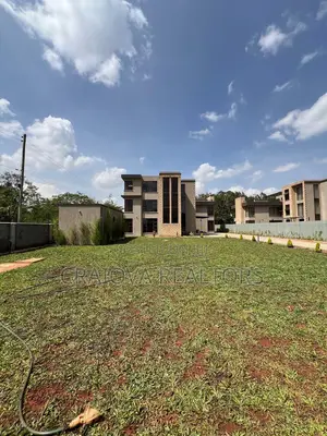 5bdrm Villa in Hardy for sale