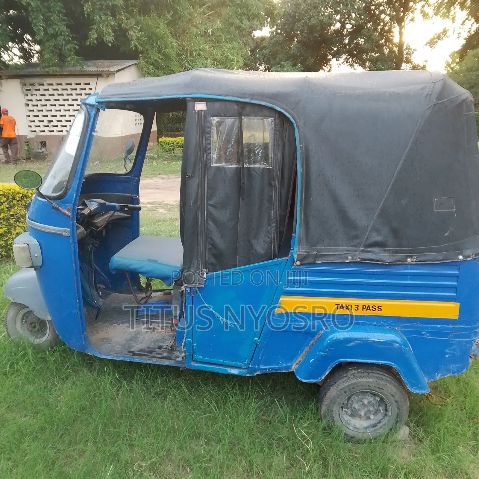 Piaggio 2016 Blue