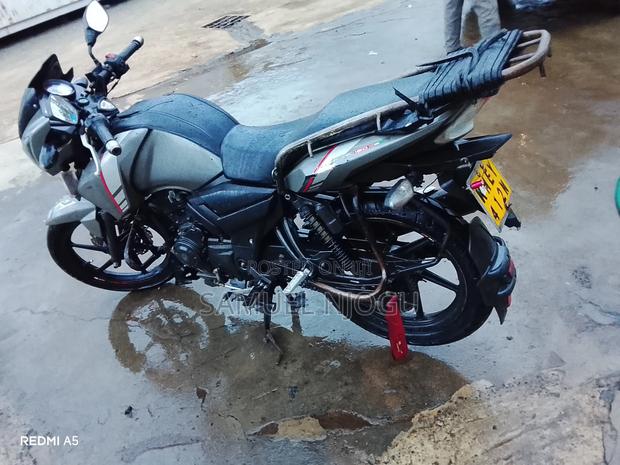 TVS Apache RTR 160 2V 2018 Gray