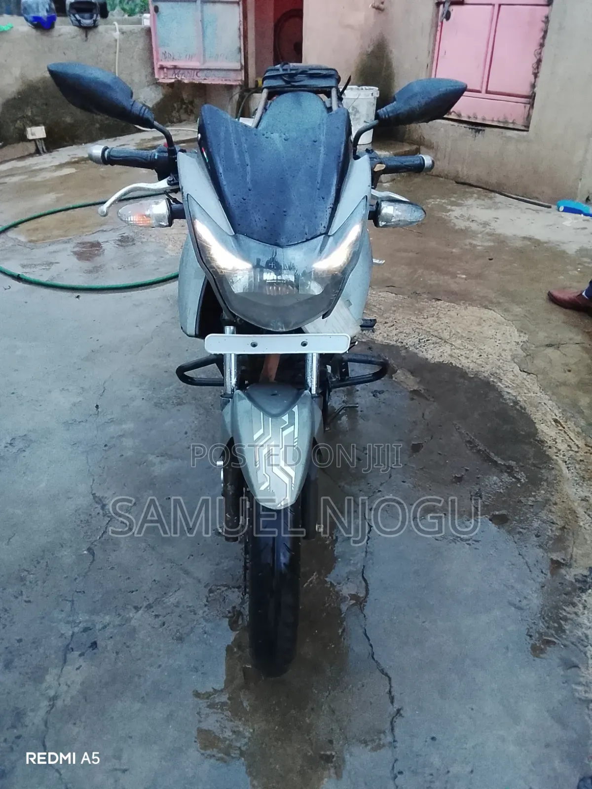 TVS Apache RTR 160 2V 2018 Gray