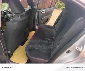 Toyota Axio 1.5 Hybrid 2WD 2017 Silver