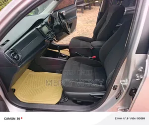 Toyota Axio 1.5 Hybrid 2WD 2017 Silver