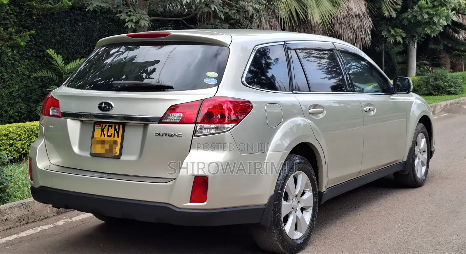 Subaru Outback 2010 Silver