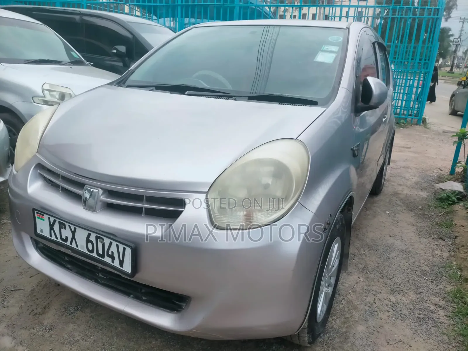 Toyota Passo 2012 Silver