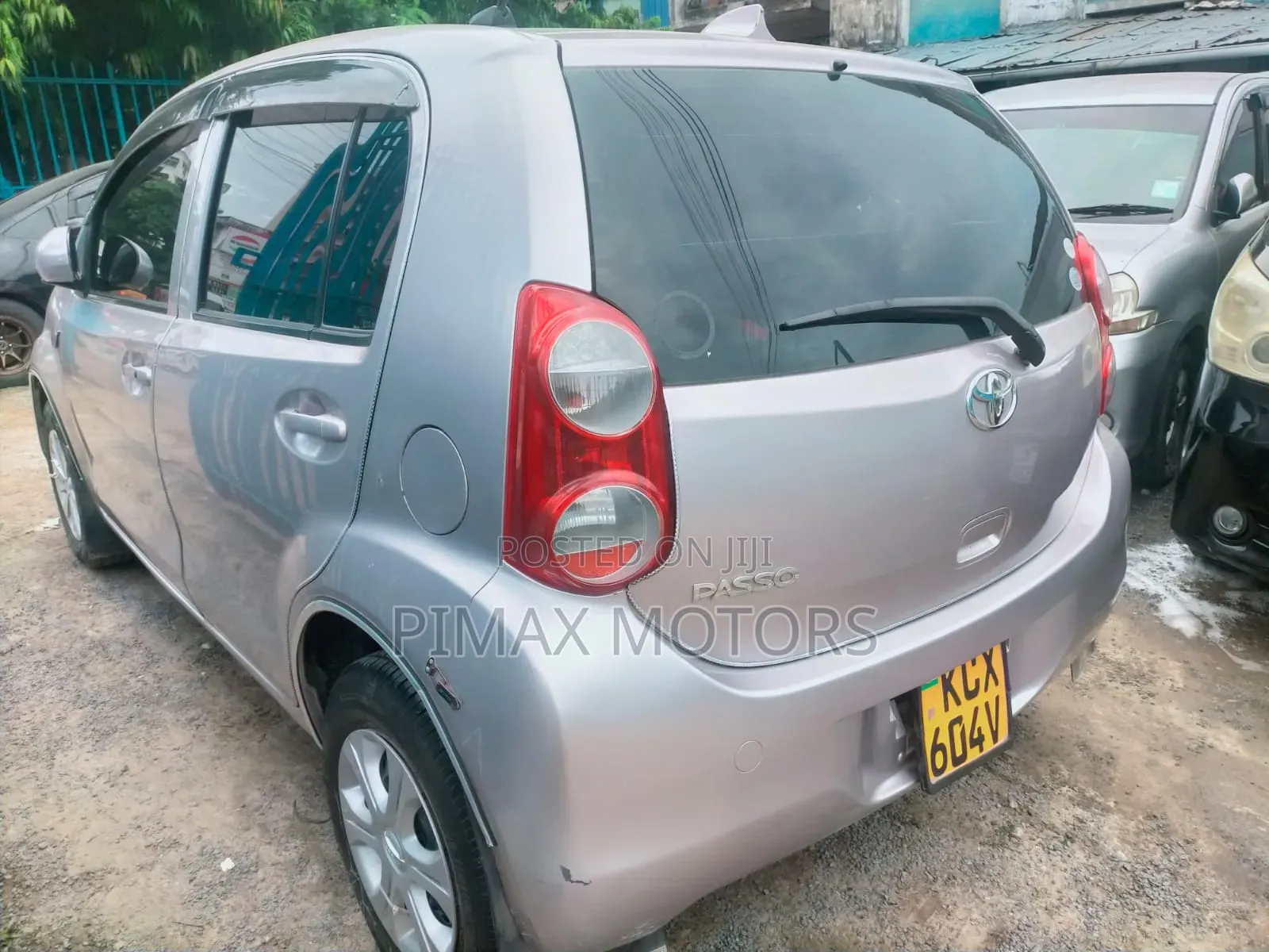 Toyota Passo 2012 Silver