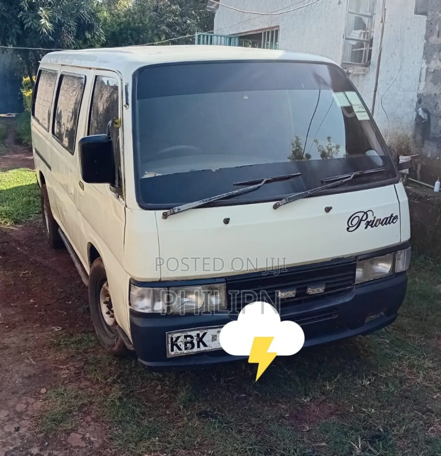 Nissan Caravan (Urvan) 2012 White
