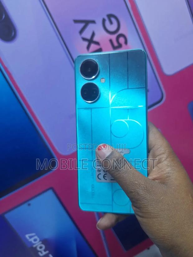 Tecno Camon 19 128 GB Blue