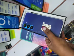 Infinix Hot 60i 128 GB Blue