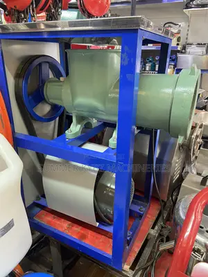 Commercial-Grade Industrial Meat Mincer
