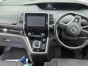 Nissan Serena 2019 White