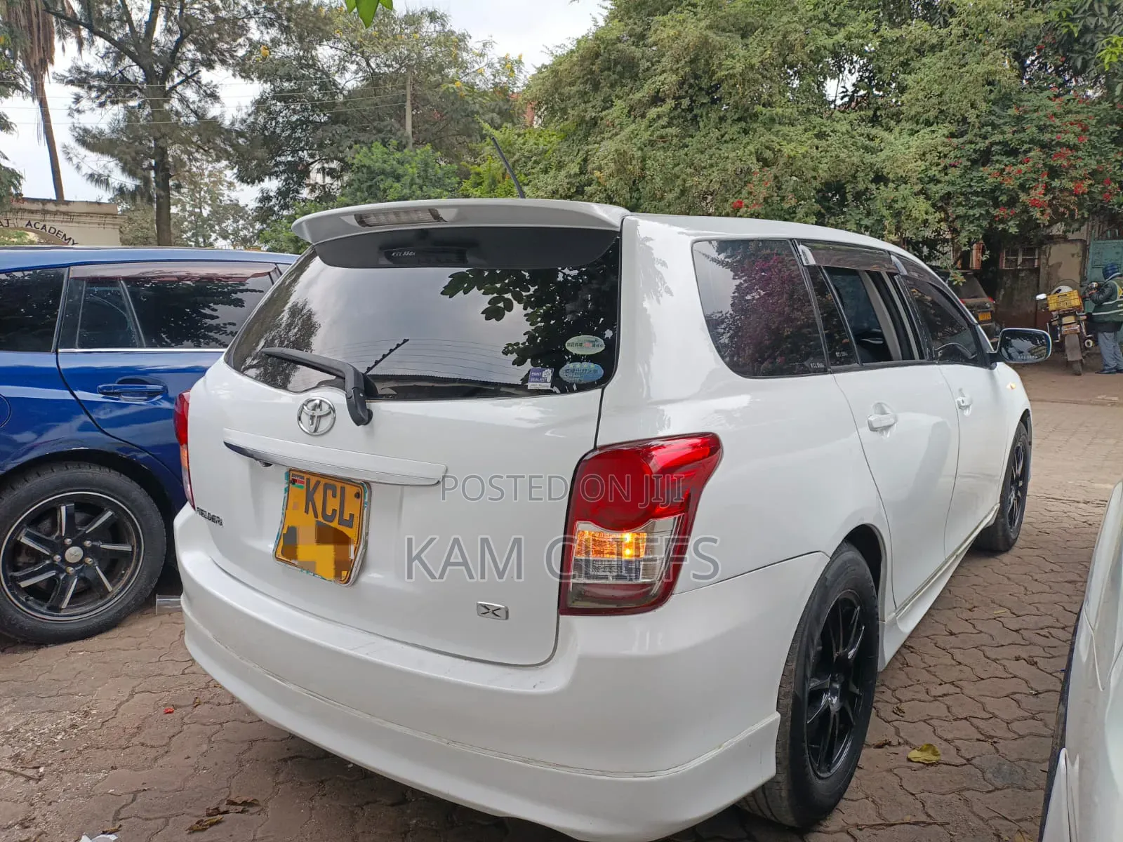 Toyota Corolla Fielder 2010 White