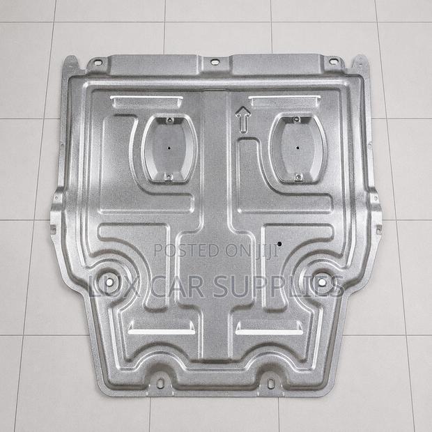 Infiniti Q30 Under Engine Shield Cover Board - main view