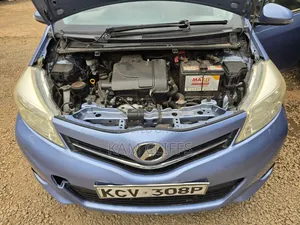 Toyota Vitz 2012 Blue