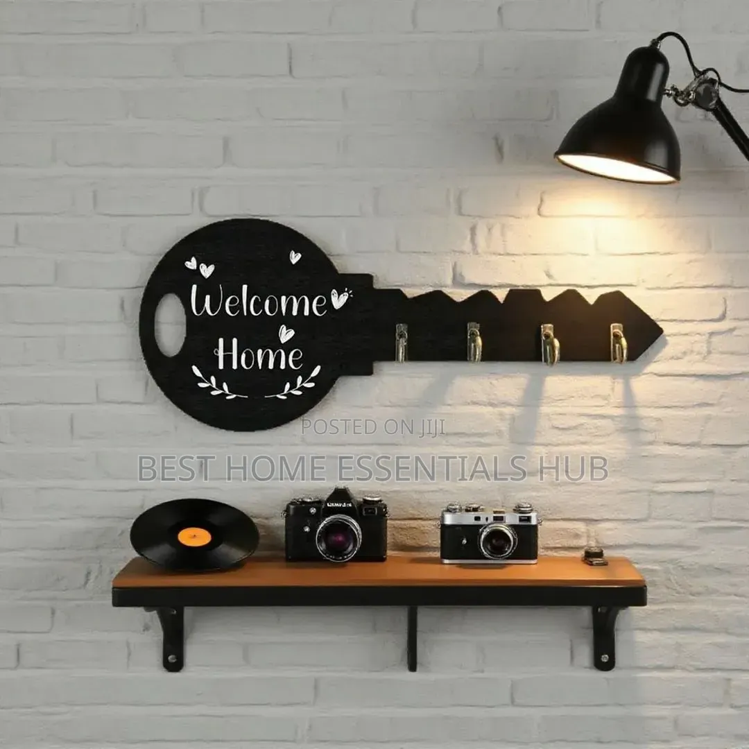 *Wall Mounted Decorative Wooden Key Organize