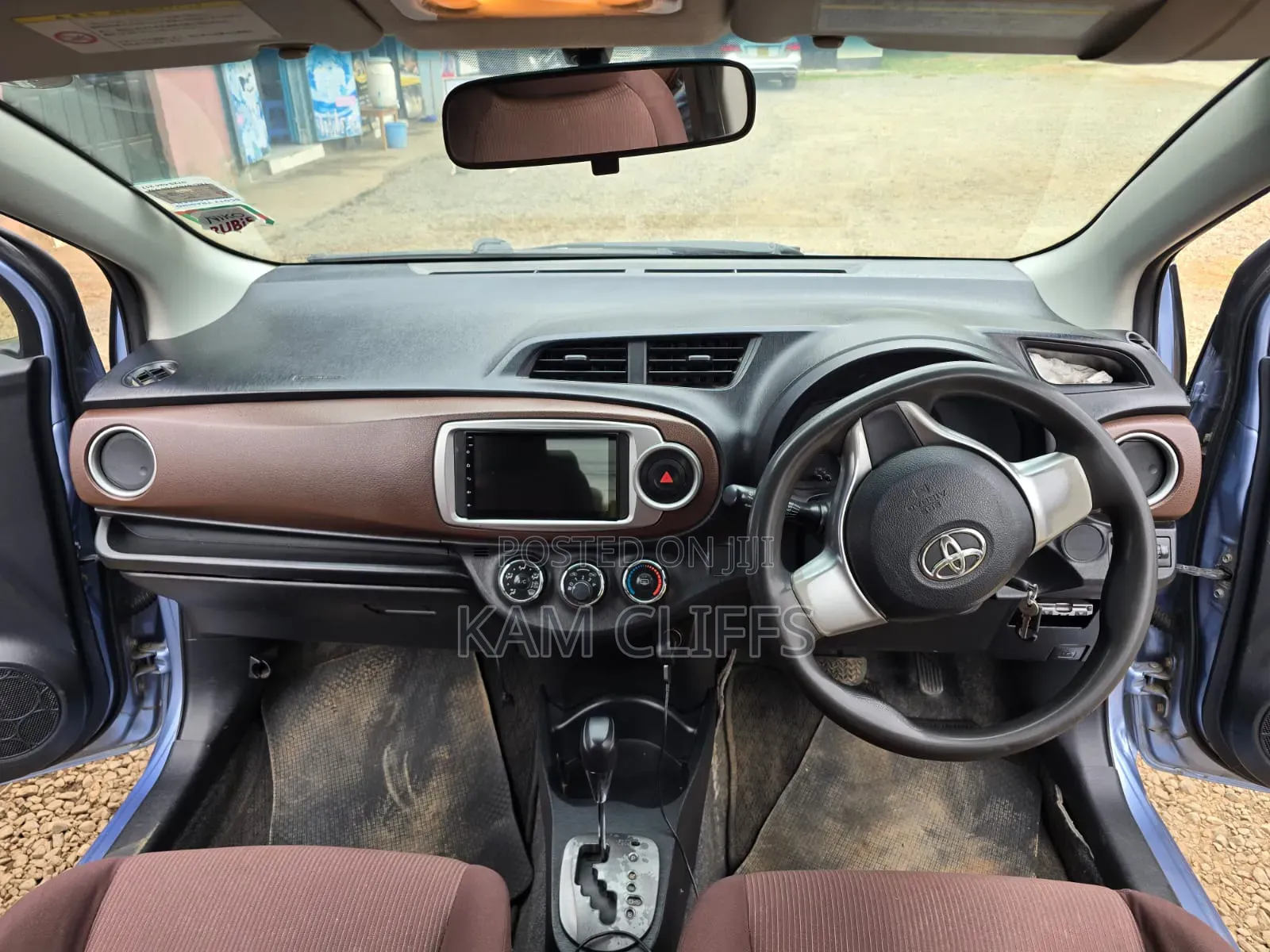 Toyota Vitz 2012 Blue