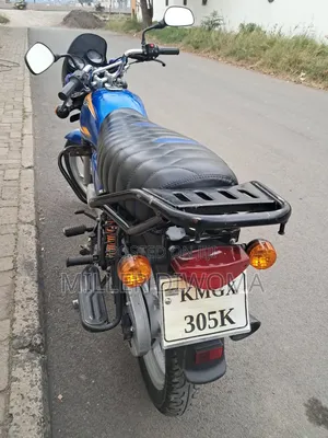 Bajaj Boxer 125 2025 Blue