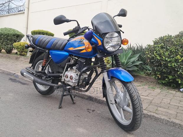 Bajaj Boxer 125 2025 Blue - thumbnail 9