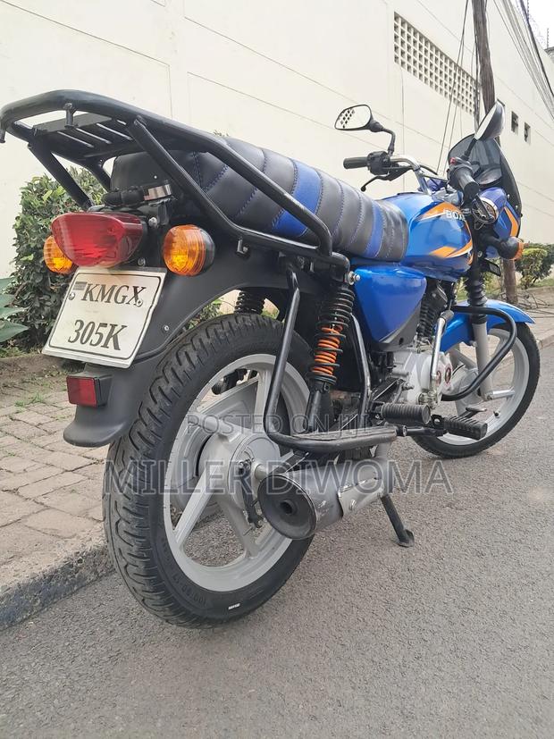 Bajaj Boxer 125 2025 Blue - thumbnail 11